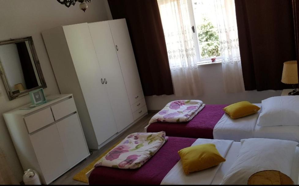 Barko Apartment And Rooms Хвар Экстерьер фото