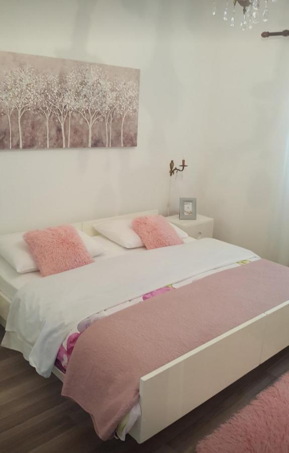 Barko Apartment And Rooms Хвар Экстерьер фото