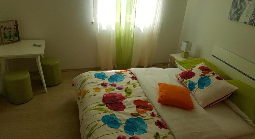 Barko Apartment And Rooms Хвар Экстерьер фото