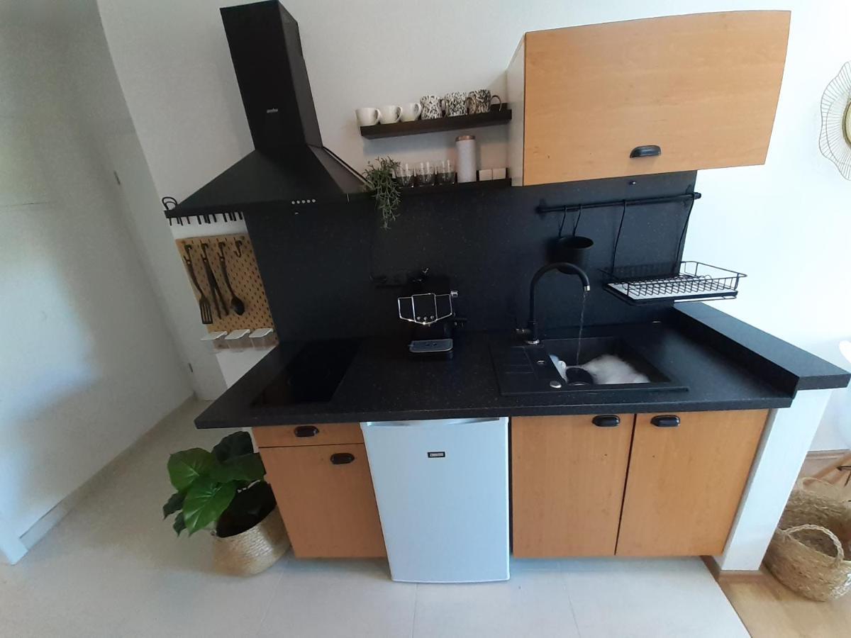 Barko Apartment And Rooms Хвар Экстерьер фото